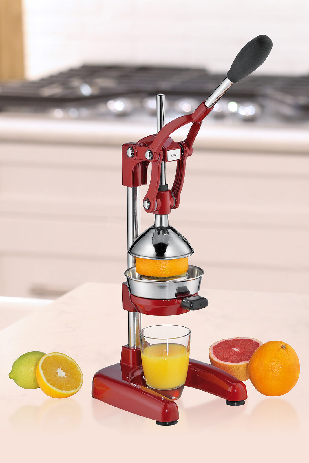 cilio citrus press with fresh oranges